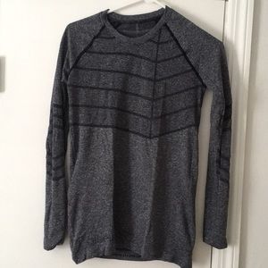 Oiselle athletic top